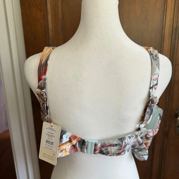 NWT Eco Paradise Delacroix Bikini Top Pale Blue Size US 20 fits D-G Cups - Picture 5 of 8
